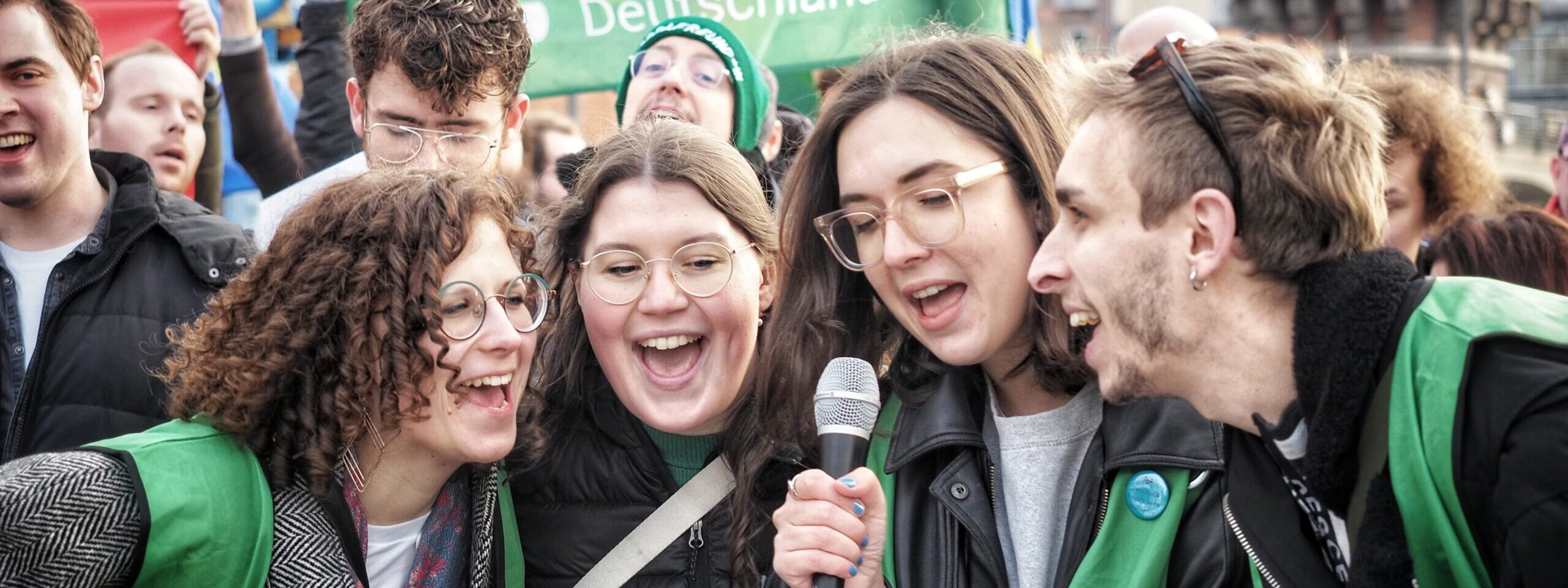 JEF-Sektionen in ganz Europa mobilisieren für Demokratie und Föderalismus – Ein Bericht zur „Democracy Under Pressure“-Aktionswoche